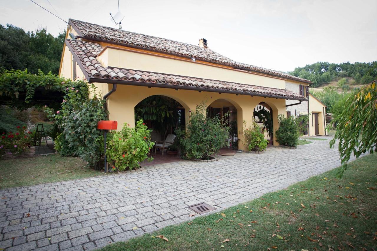 B&B Salvarosa ฟาโน ภายนอก รูปภาพ