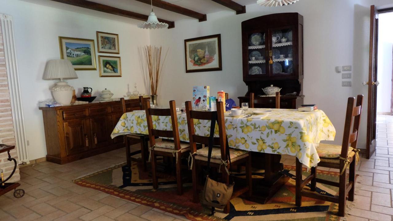 B&B Salvarosa ฟาโน ภายนอก รูปภาพ